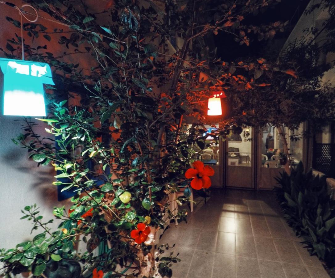 Miss Hotel Karya Oren  Εξωτερικό φωτογραφία
